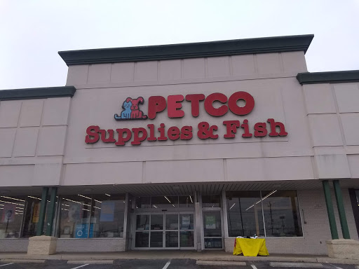 Pet Supply Store «Petco Animal Supplies», reviews and photos, 10464 Baltimore Ave, Beltsville, MD 20705, USA