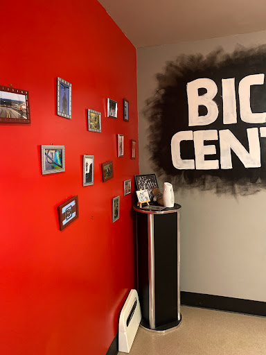 Bicycle Store «Bicycle Centres of Everett», reviews and photos, 4707 Evergreen Way, Everett, WA 98203, USA