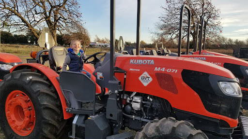 Tractor dealer Fairfield