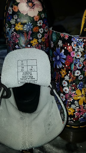 Clothing Store «The Dr. Martens Store», reviews and photos, 1527 4th Ave, Seattle, WA 98101, USA