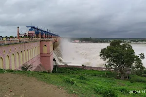 Matatila Dam image