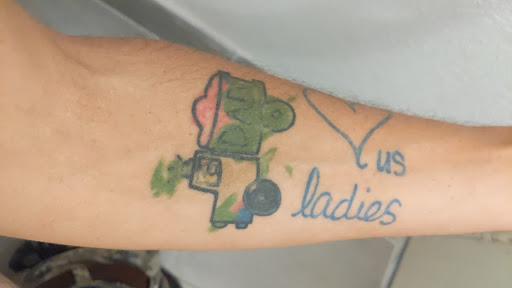 Tattoo Shop «Twisted Inks», reviews and photos, 304 Ridge St A, Charlottesville, VA 22902, USA