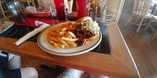 Golf Course «Oak Knoll Golf Course & Driving Range», reviews and photos, 6335 OR-22, Independence, OR 97351, USA