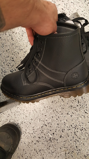 Clothing Store «Ross Dress for Less», reviews and photos, 620 Triangle Shopping Center, Longview, WA 98632, USA