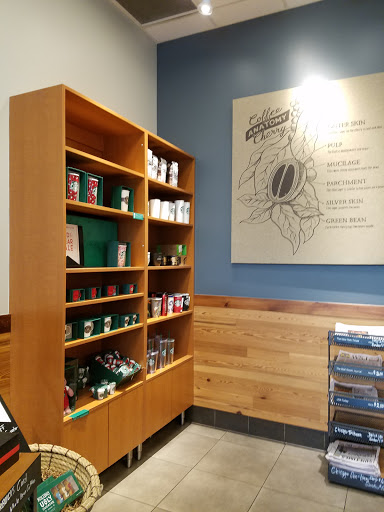 Coffee Shop «Starbucks», reviews and photos, 7161 N Milwaukee Ave, Niles, IL 60714, USA