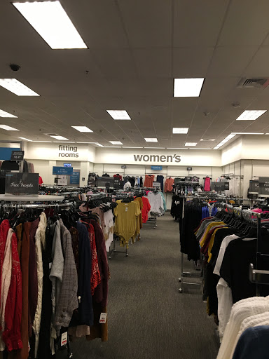 Department Store «Nordstrom Rack Downtown Portland», reviews and photos, 245 SW Morrison St, Portland, OR 97204, USA