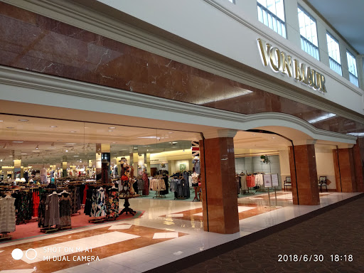 Shopping Mall «Eden Prairie Center», reviews and photos, 8251 Flying Cloud Dr, Eden Prairie, MN 55344, USA