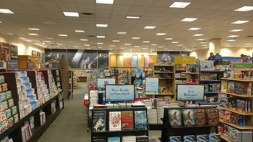 Book Store «Barnes & Noble», reviews and photos, 3454 Erie Blvd E, Syracuse, NY 13214, USA