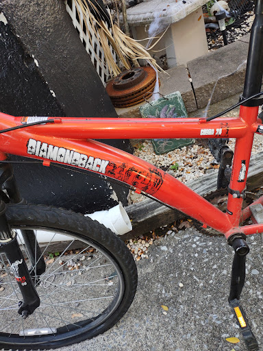 Thrift Store «American Family Services Inc Thrift Shoppe», reviews and photos, 1804 Leithsville Rd, Hellertown, PA 18055, USA