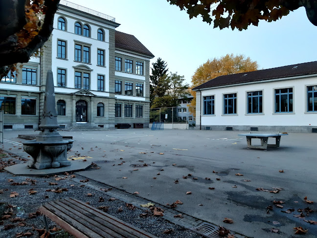 Rezensionen über Schulhaus Dachslernstrasse in Zürich - Schule