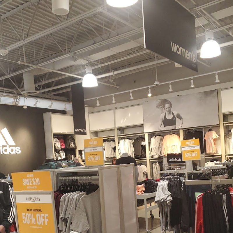 adidas Outlet Store Tinton Falls, Jersey Shore Premium Outlets