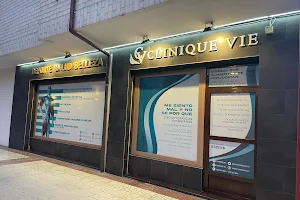 Clinique Vie image