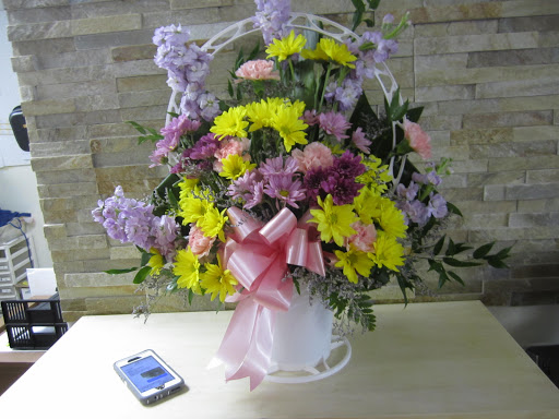 Florist «Flower Hut», reviews and photos, 6300 E Independence Blvd, Charlotte, NC 28212, USA