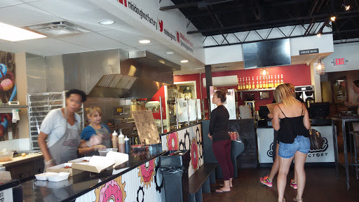 Donut Shop «Mini Doughnut Factory», reviews and photos, 2109 S Dale Mabry Hwy, Tampa, FL 33629, USA
