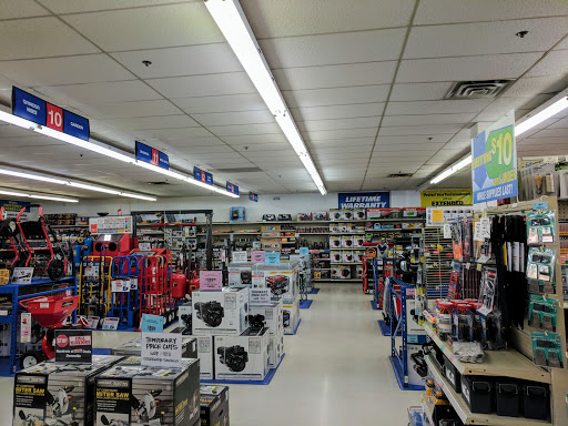 Hardware Store «Harbor Freight Tools», reviews and photos, 675 US-1 #15, Iselin, NJ 08830, USA