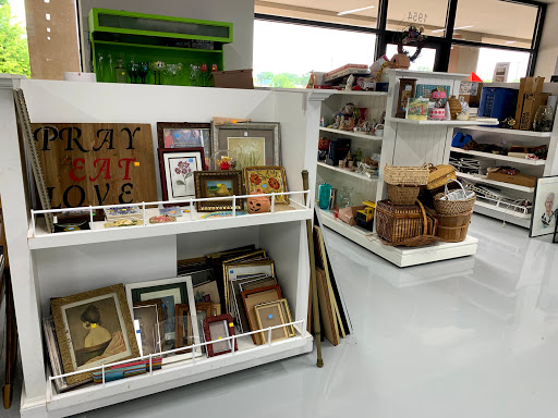 Non-Profit Organization «Habitat For Humanity ReStore», reviews and photos, 101 E Clay St, Collinsville, IL 62234, USA