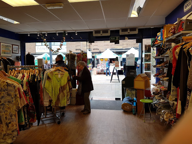 Reviews of RSPCA Charity Shop Watford in Watford - Shop