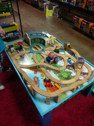 Toy Store «Bear N Friends Toy Shoppe», reviews and photos, 107 E Market St, Kingsport, TN 37660, USA