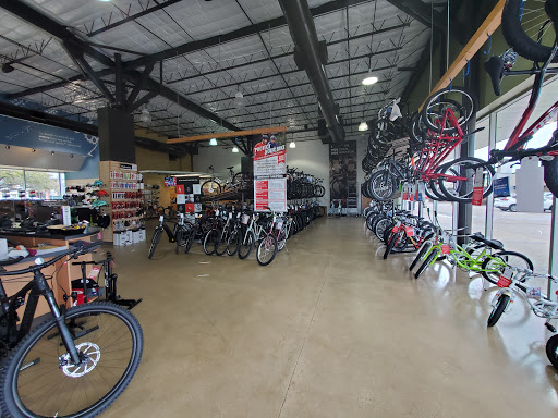 Bicycle Store «Bike Barn - Westchase», reviews and photos, 11105 Westheimer Rd, Houston, TX 77042, USA