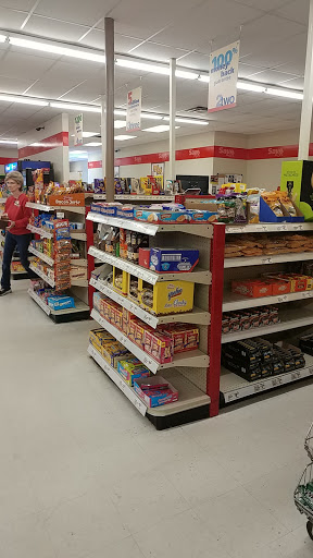 Grocery Store «Save-A-Lot», reviews and photos, 903 E 8th St, Coffeyville, KS 67337, USA