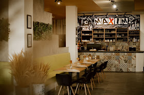 Bistro Café Maxim