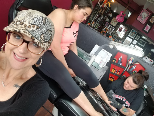 Body Piercing Shop «Scarlets Web Tattoo Boutique», reviews and photos, 6330 Spencer Hwy, Pasadena, TX 77505, USA