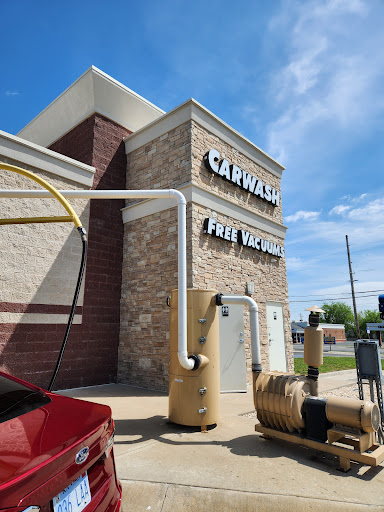 In & Out Car Wash en Joplin