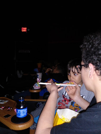 Movie Theater «Regal Cinemas Peoples Plaza 17», reviews and photos, 1100 Peoples Plaza, Newark, DE 19702, USA