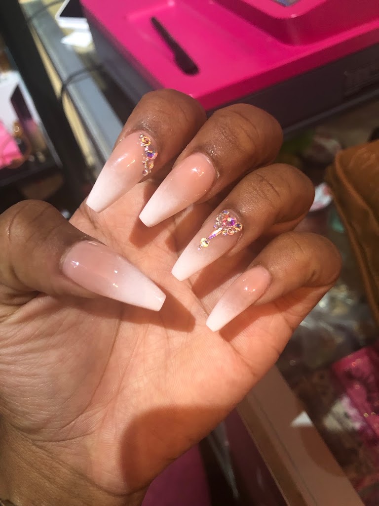 GetNailed Salon 55430