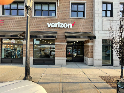 Cell Phone Store «Verizon», reviews and photos, 36 E Hinsdale Ave, Hinsdale, IL 60521, USA