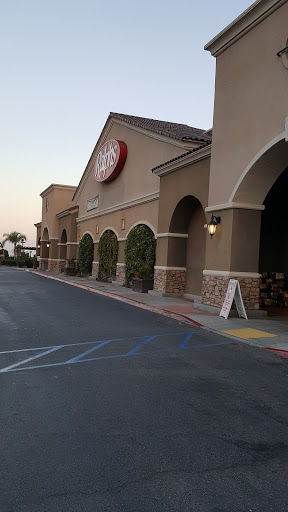 Grocery Store «Ralphs», reviews and photos, 659 E Palomar St, Chula Vista, CA 91911, USA