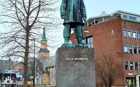 Roald Amundsen Monument image