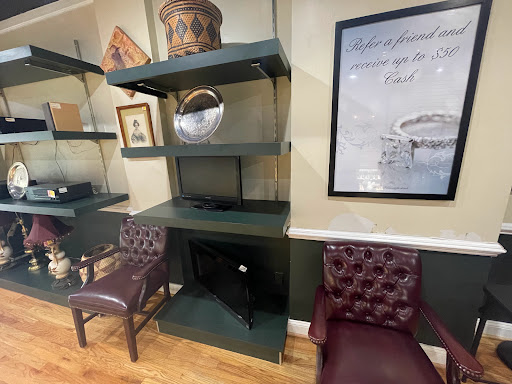 Pawn Shop «First Cash Jewelry & Loan», reviews and photos, 1726 Wisconsin Ave NW, Washington, DC 20007, USA