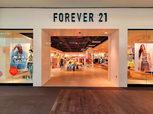 Clothing Store «Forever 21», reviews and photos, 2121 E Montclair Plaza Ln, Montclair, CA 91763, USA