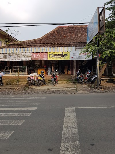 Photos of Toko Pantes Limpung