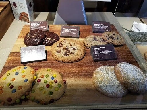 Sandwich Shop «Panera Bread», reviews and photos, 775 NW Gilman Blvd, Issaquah, WA 98027, USA