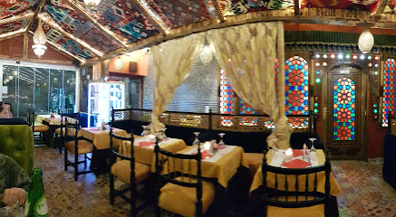 Bab mansour - C. Elvira, 11, 18010 Granada, Spain