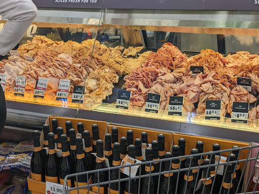 Supermarket «Hy-Vee», reviews and photos, 1725 Jordan Creek Pkwy, West Des Moines, IA 50266, USA