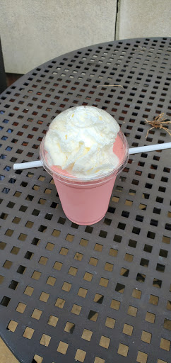 Hamburger Restaurant «lov-a burger», reviews and photos, 49660 Gratiot Ave, New Baltimore, MI 48051, USA