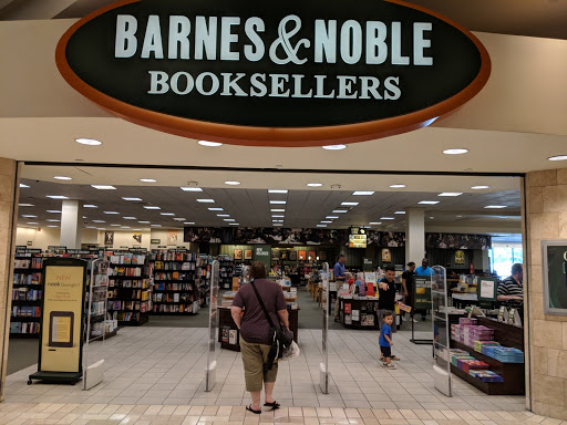 Book Store «Barnes & Noble», reviews and photos, 7851 Tysons Corner Center, McLean, VA 22102, USA