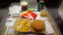 Cheeseburger du Restauration rapide McDonald's à Mellac - n°7