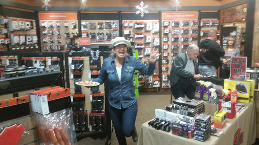 Harley-Davidson Dealer «Appleton Harley-Davidson®», reviews and photos, 2501 Highway 41A Byp B, Clarksville, TN 37043, USA
