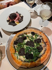 Pizza du Restaurant gastronomique La Maison de la Truffe à Paris - n°16