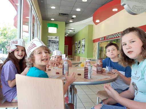Donut Shop «Krispy Kreme Rome», reviews and photos, 1602 Turner McCall Blvd, Rome, GA 30161, USA