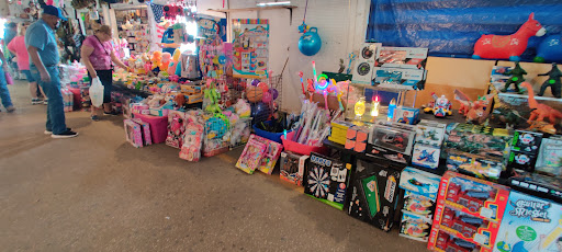 Flea Market «Flea Mart», reviews and photos, 12280 TX-16, San Antonio, TX 78224, USA