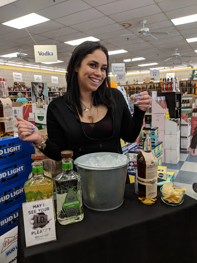 Wine Store «Wollaston Wine & Spirits», reviews and photos, 58 Beale St, Quincy, MA 02170, USA