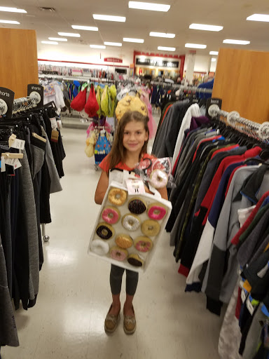 Department Store «T.J. Maxx», reviews and photos, 1330 River Valley Blvd, Lancaster, OH 43130, USA