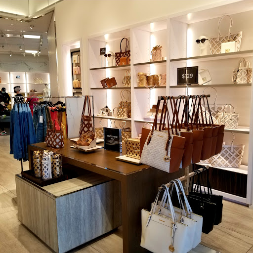 Fashion Accessories Store «Michael Kors», reviews and photos, 100 Citadel Dr #456, Commerce, CA 90040, USA