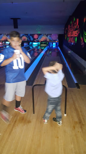 Bowling Alley «Lodi Lanes», reviews and photos, 58 Terhune Ave, Lodi, NJ 07644, USA