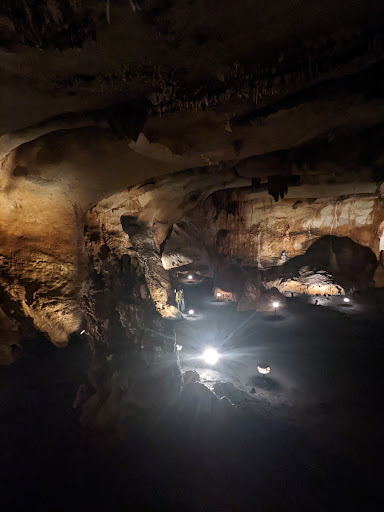 Wedding Venue «Melrose Caverns», reviews and photos, 6639 N Valley Pike, Harrisonburg, VA 22802, USA